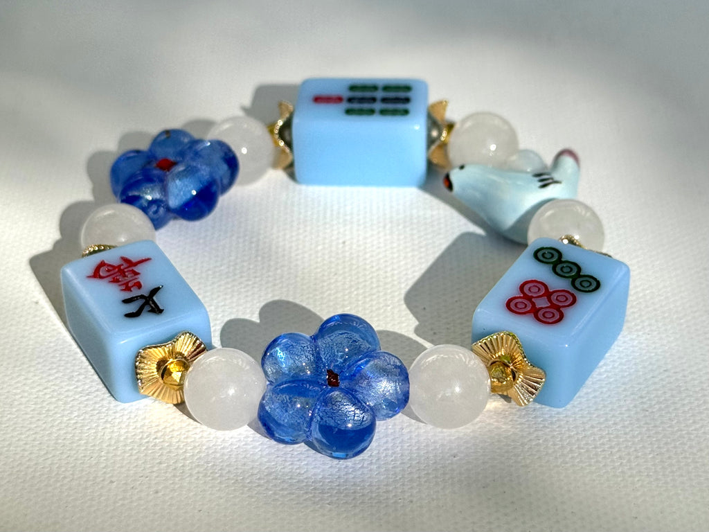 DOT, BAM, CRAK! Mahjong Maxi Flower Blue Tile Bracelet