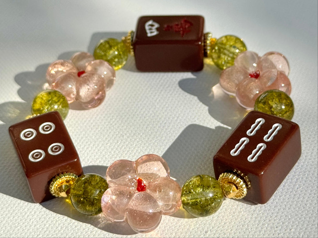 DOT, BAM, CRAK! Maxi Flower Mahjong Brown Tile Bracelet