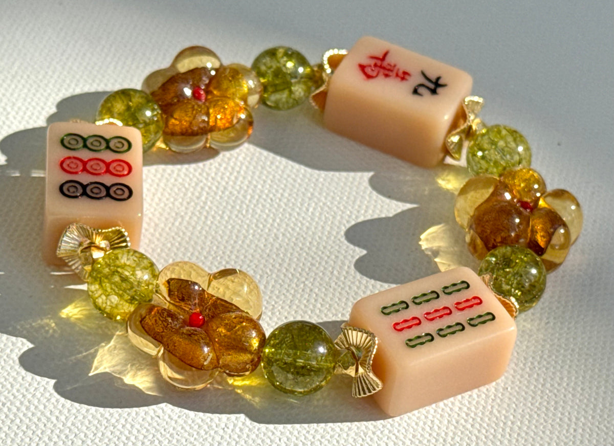 DOT, BAM, CRAK! Maxi Flower Mahjong Nude Tile Bracelet